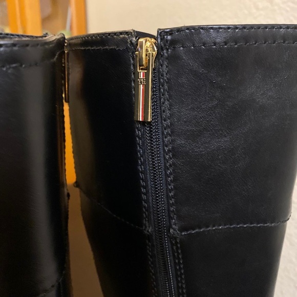 Tommy Hilfiger boots - Picture 7 of 10